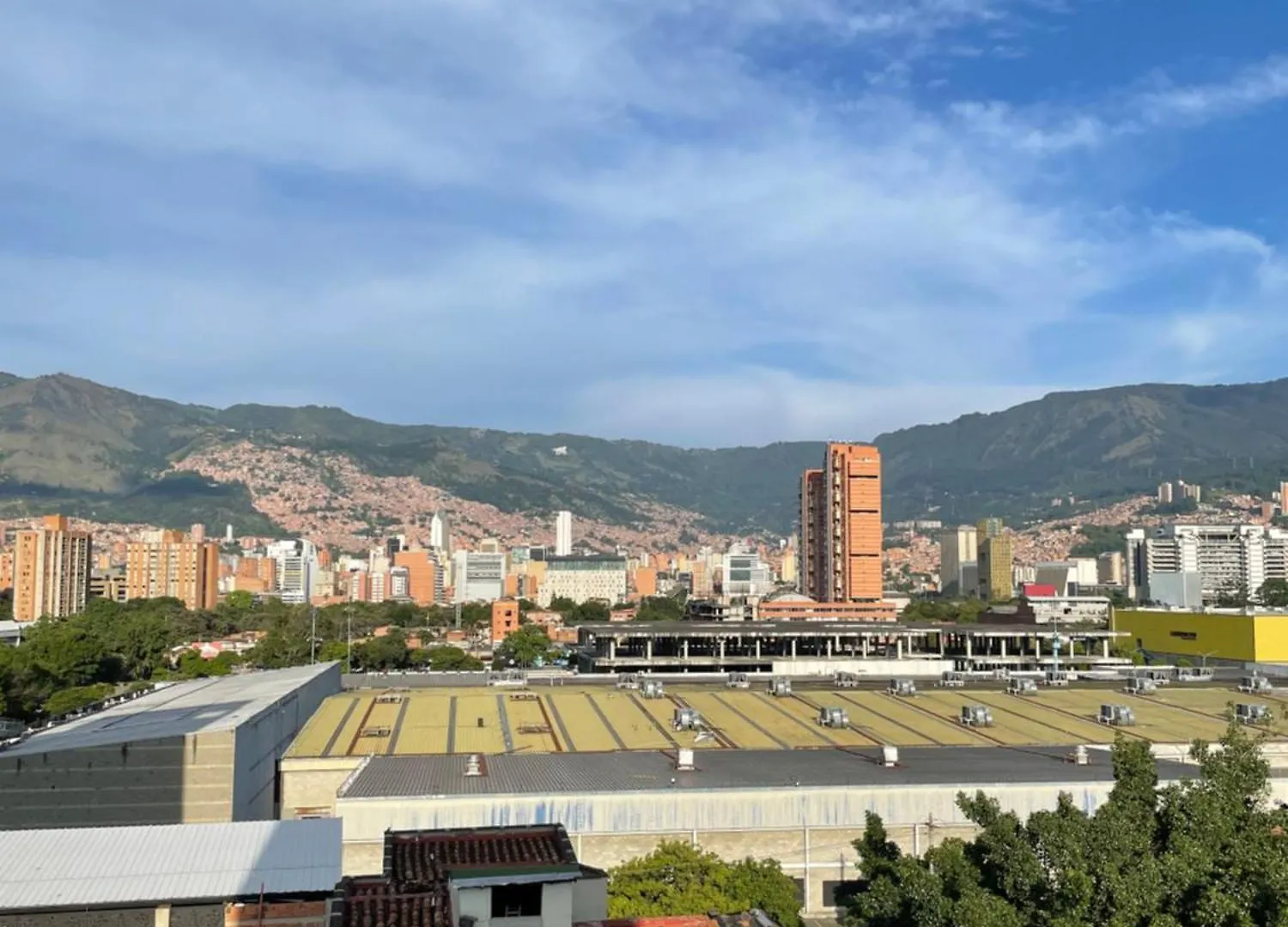 Ivanna Jumar Apartahotel Medellín