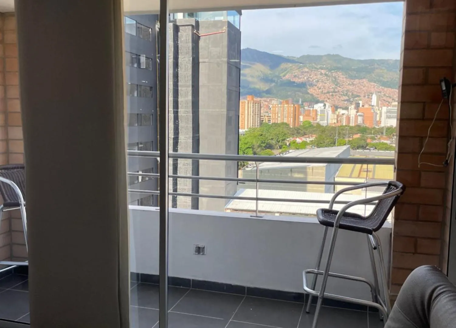 Ivanna Jumar Apartahotel Medellín